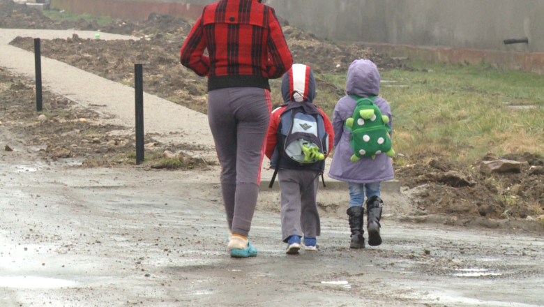 Mamele somate sa dea inapoi indemnizatiile vor fi scutite de la plata Imagine