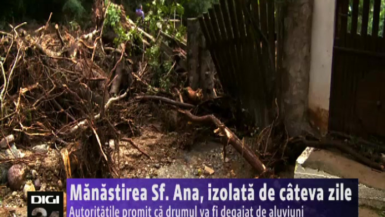 Manastirea Sf. Ana, izolata de cateva zile. Accesul se poate face pe jos, pe un traseu accidentat Imagine