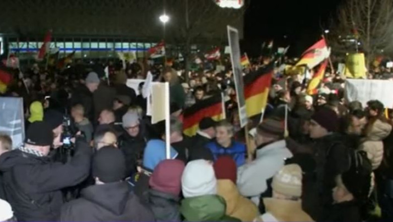 Manifestatie anti-islam la Dresda. Protestul a fost organizat de miscarea Pegida Imagine