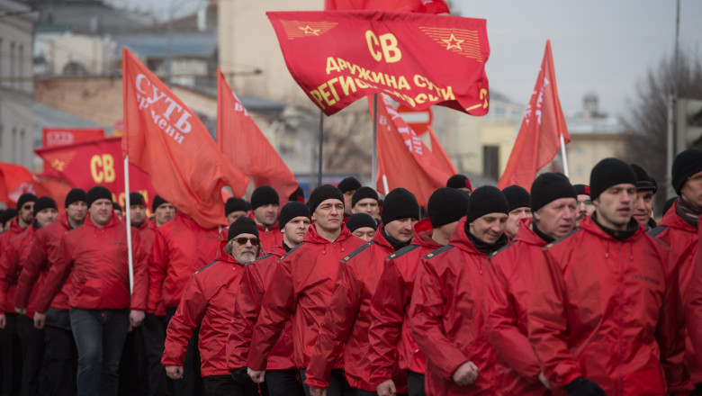 Manifestatii de amploare. Mitinguri pro si contra politicii Kremlinului in Crimeea au loc la Moscova Imagine