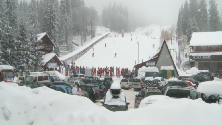 MARAMURES. Mii de turisti pe partiile de la Cavnic  Imagine
