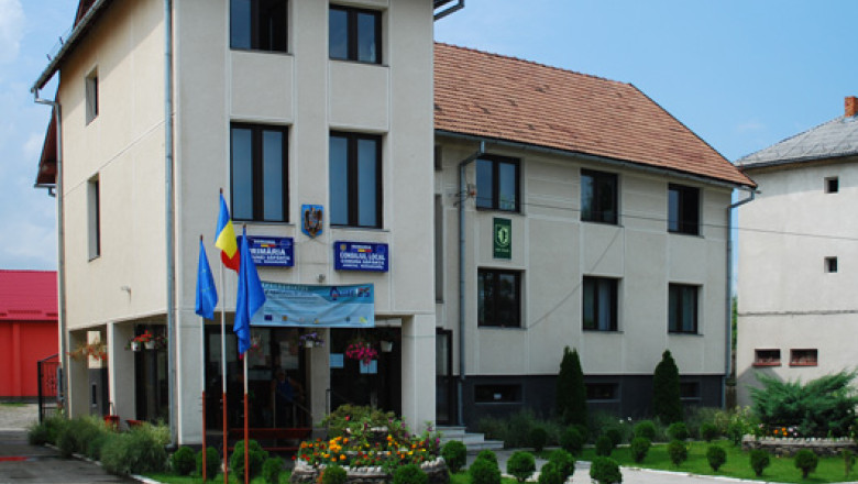 MARAMURES. Sapanta ramane fara primar. Localnicii sunt nemultumiti ca se vor face alegeri anticipate Imagine