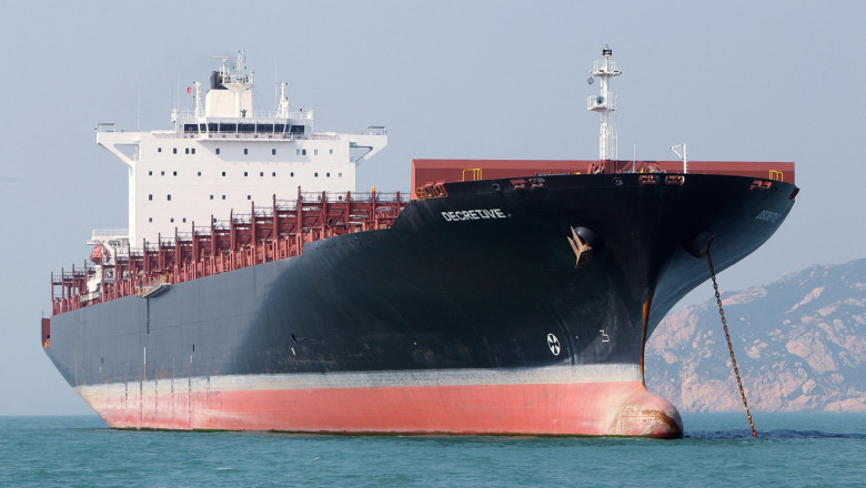 Marea Britanie a sanctionat companiile nationale de transport aerian si maritim ale Iranului pentru transferul de rachete catre Rusia Imagine
