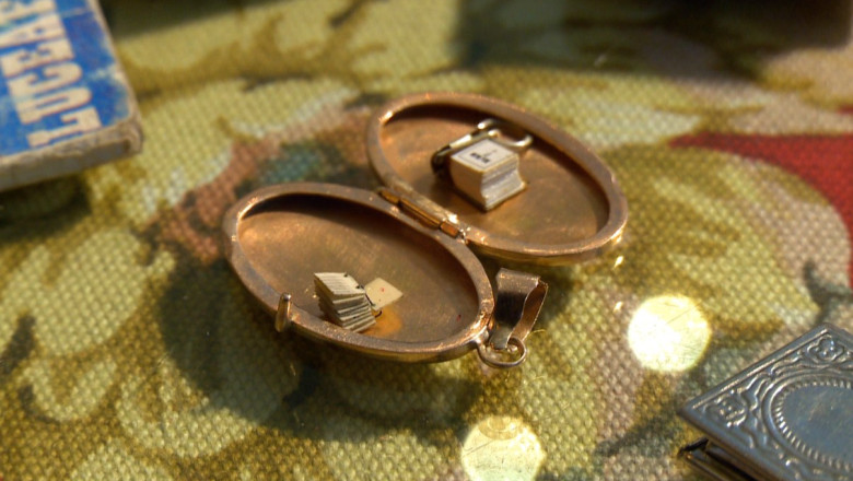 Marea cultura, in doze minuscule. La Iasi se afla o colectie de carti in miniatura, unica in tara Imagine