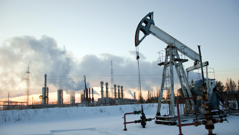 Marile companii petroliere de stat din China au suspendat achizitiile de petrol rusesc din cauza sanctiunilor Imagine