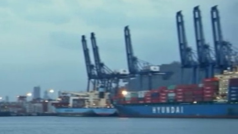 Marinari romani, arestati in Argentina pentru ca ar fi aruncat peste bord pasageri clandestini Imagine