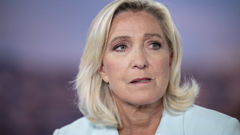 Marine Le Pen anunta ca va contesta „pasnic” decizia impotriva ei si se compara cu Martin Luther King Imagine
