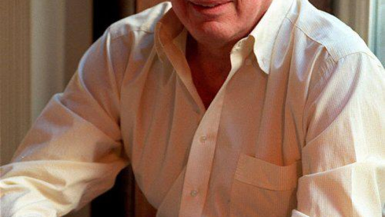 Mario Vargas Llosa, din nou in Romania. Scriitorul a jucat, la Cluj, in propria piesa de teatru Imagine