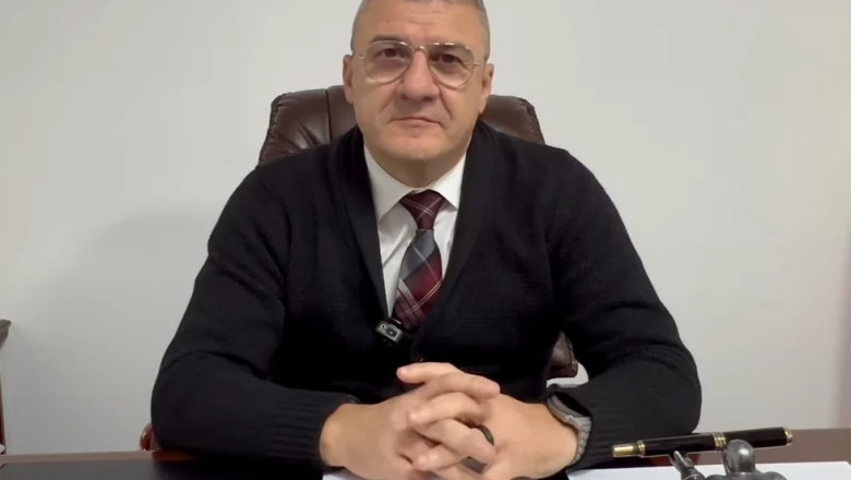 Marius Sponoche, managerul Spitalului din Cernavoda, retinut de DNA pentru o mita de 15.000 de euro. A fost prins in flagrant Imagine