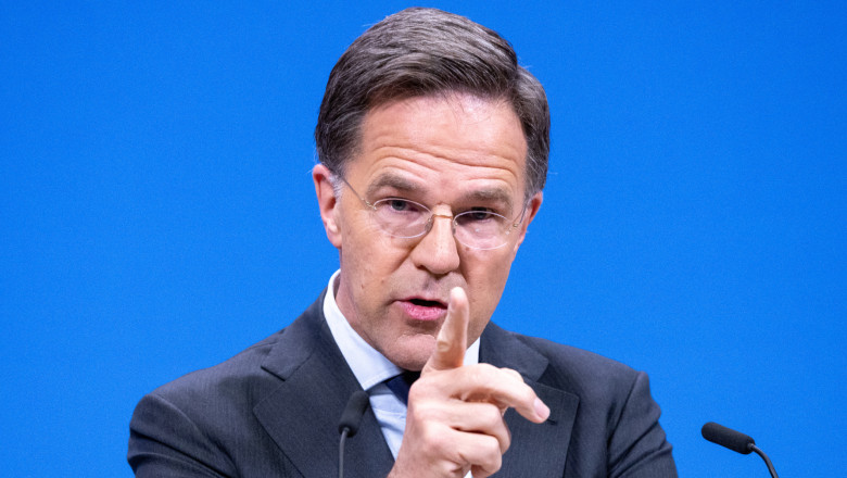 Mark Rutte: tarile Aliantei pot dobori avioanele ruse care intra in spatiul NATO, „daca este necesar” Imagine