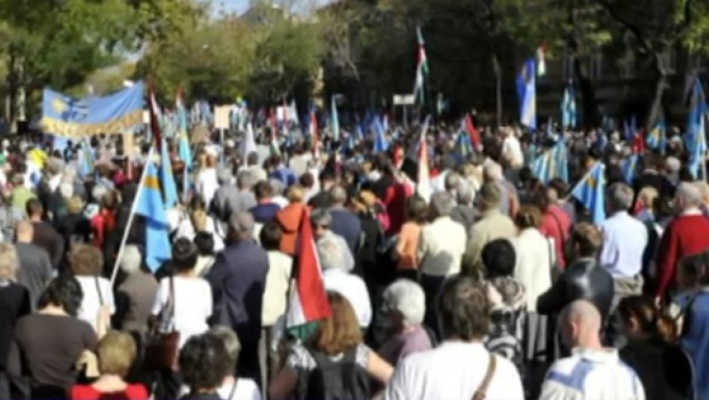 Mars de sustinere a secuilor la Budapesta Imagine