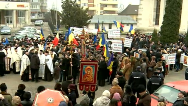 Mars pentru ora de religie la Suceava Imagine