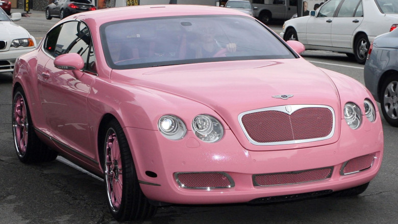 „Masina de 10 miliarde de dolari”. Noul fenomen al masinilor hiper-personalizate a luat cu asalt piata auto (Financial Times) Imagine