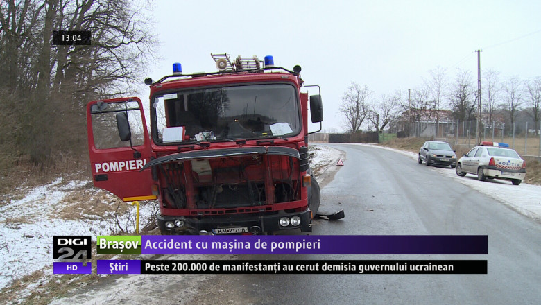 Masina pompierilor, implicata intr-un accident rutier Imagine