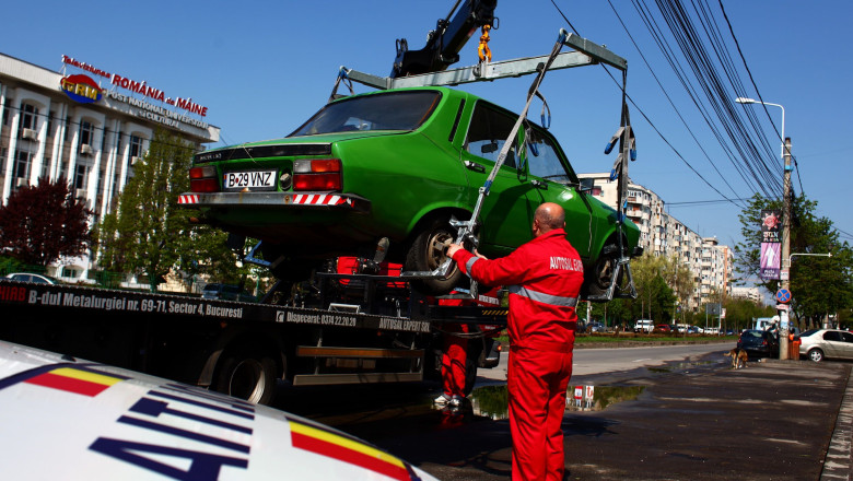 Masinile ridicate, o afacere prospera. Cati bani ajung la primarii si cati la firmele de ridicare Imagine
