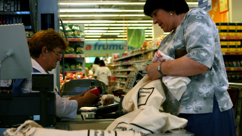 Masuri pentru reducerea folosirii pungilor de plastic la nivelul Comisiei Europene Imagine