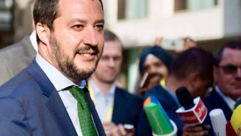 Matteo Salvini a fost achitat. In 2019, vicepremierul italian a blocat o nava cu peste 100 de migranti in mijlocul marii Imagine