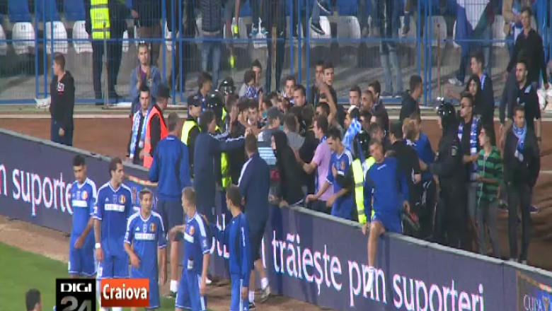 Meci dificil pentru jucatorii echipei FC Universitatea Craiova, la Severin   Imagine