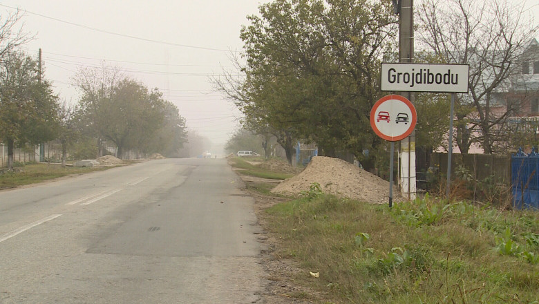 Medic cercetat pentru fals. El este acuzat ca a eliberat adeverinte pe baza carora s-a solicitat urna mobila Imagine