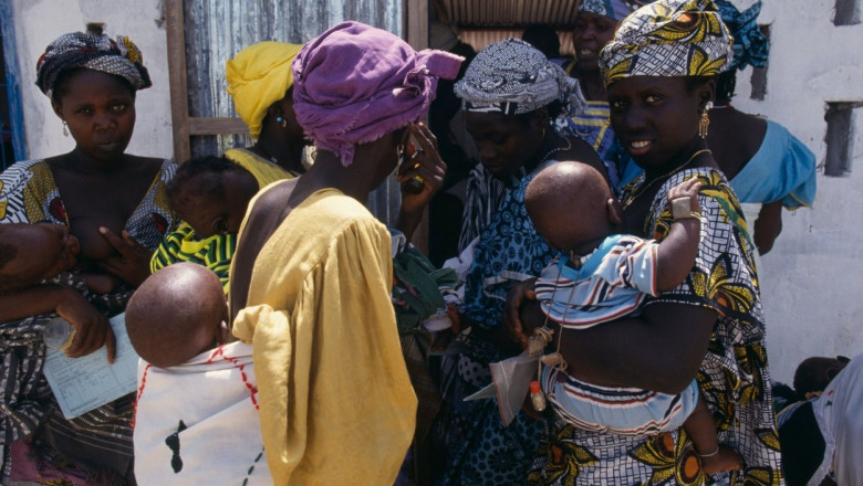 Medicamente suspecte in Gambia. Presedintele ordona masuri dupa moartea a zeci de copii Imagine