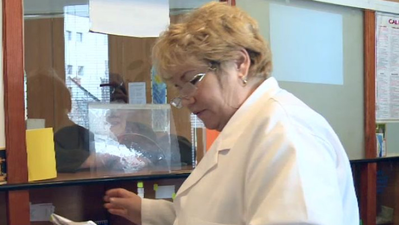 Medicii strang bani pentru bolnavi Imagine