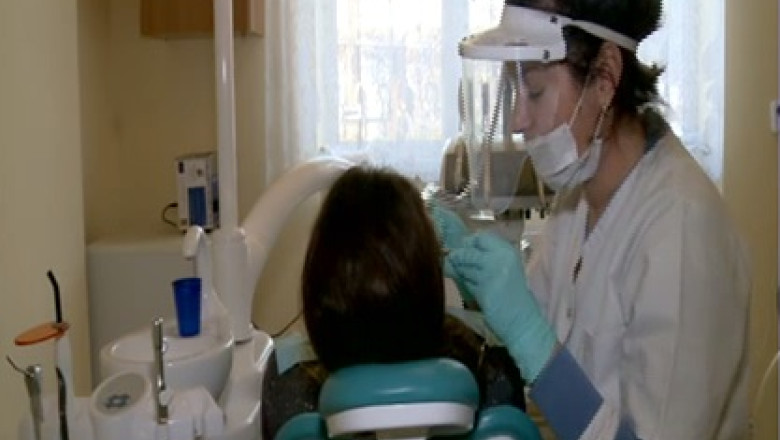 Medicul roman care prefera sa profeseze in tara  Imagine