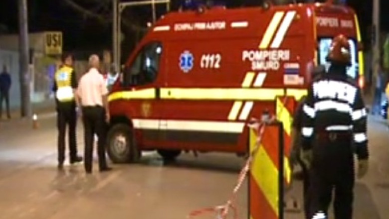 MEHEDINtI. Un copil a murit si trei au fost raniti, dupa ce au fost loviti de masina condusa de un politist  Imagine