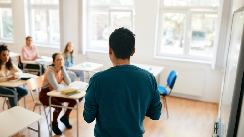 Membru UDMR, consilier municipal si fost profesor, acuzat ca a abuzat sexual mai multe eleve, timp de 20 de ani Imagine