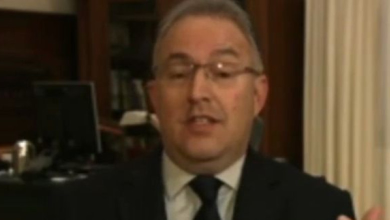 Mesaj dur al primarului orasului Rotterdam. Edilul musulman le cere sa plece celor deranjati de cultura occidentala Imagine