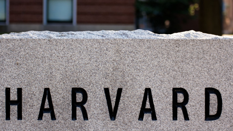 Mesajul Ambasadei Romaniei in SUA pentru studentii romani de la Harvard, dupa decizia administratiei Trump Imagine