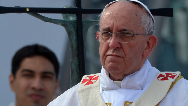 Mesajul Papei Francisc pentru tinerii catolici: „Inotati impotriva curentului, va cer sa fiti rebeli” Imagine