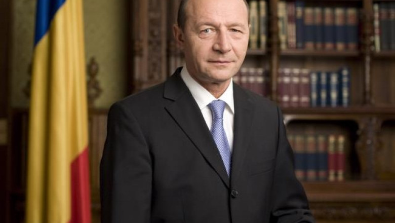Mesajul presedintelui Traian Basescu de Ziua Drapelului National Imagine