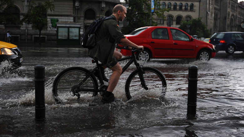 METEO. Cod portocaliu de ploi pe Valea Prahovei Imagine