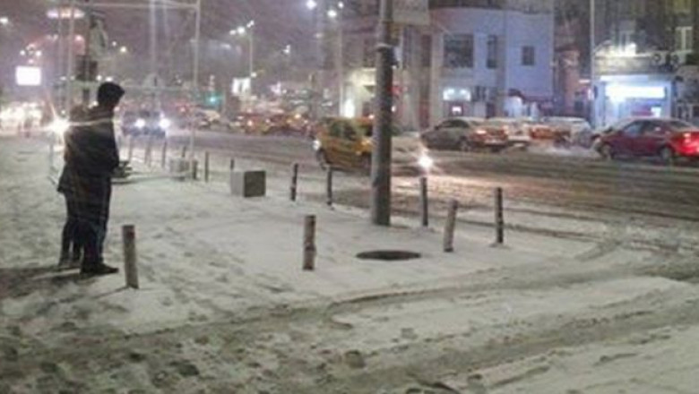Meteorolog: 25 octombrie 2014 va ramane in istoria masuratorilor meteo ca fiind ziua cu cel mai timpuriu strat de zapada in Bucuresti Imagine