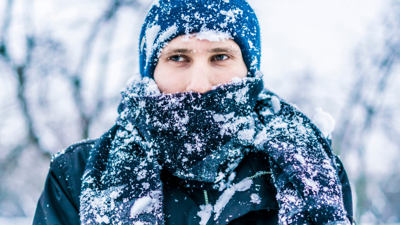 Meteorologii anunta un nou episod de ger si ninsori in weekend. In Bucuresti, temperaturile vor ajunge si la -8 grade Celsius Imagine