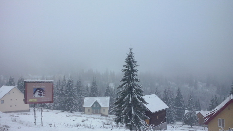 Meteorologii avertizeaza: Vin ninsorile la munte! Imagine