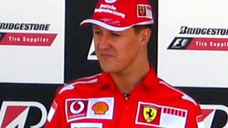 Michael Schumacher este ingrijit de 15 specialisti la resedinta sa din Gland Imagine