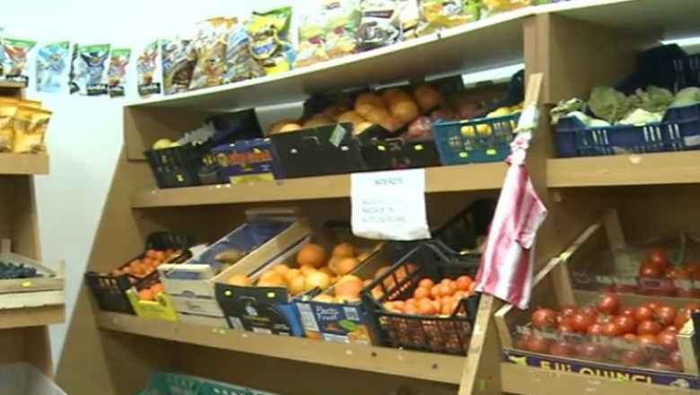 Micii comercianti, impinsi spre faliment de succesul marilor magazine Imagine