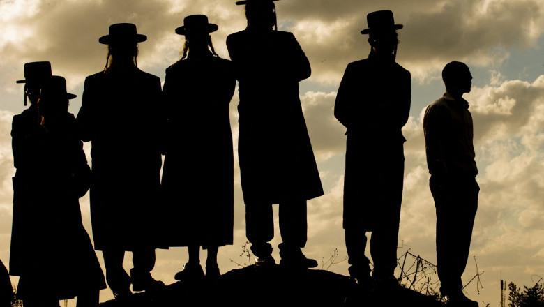 Mii de evrei ultrareligiosi vor primi ordine de recrutare de la armata israeliana. O amenintare pentru coalitia guvernamentala Imagine