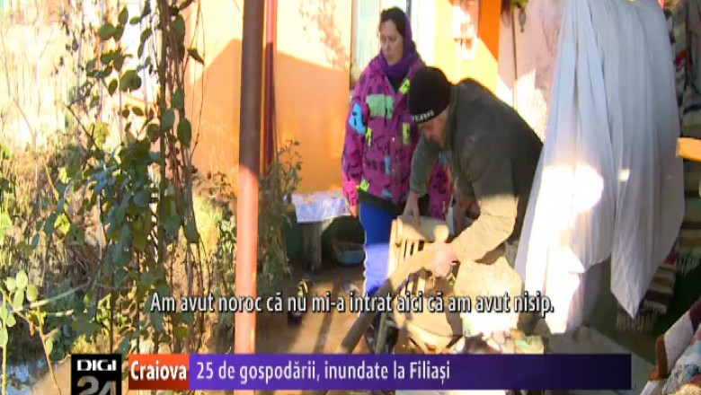 Mii de oameni din Filiasi au ramas fara apa, dupa ce conducta magistrala s-a spart Imagine