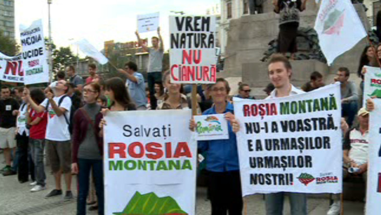 Mii de persoane au protestat in mai multe orase din tara fata de proiectul de exploatare miniera de la Rosia Montana Imagine