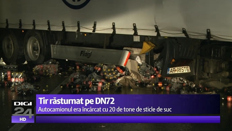 Mii de sticle de suc, imprastiate pe drumul dintre Targoviste si Ploiesti in urma unui accident Imagine