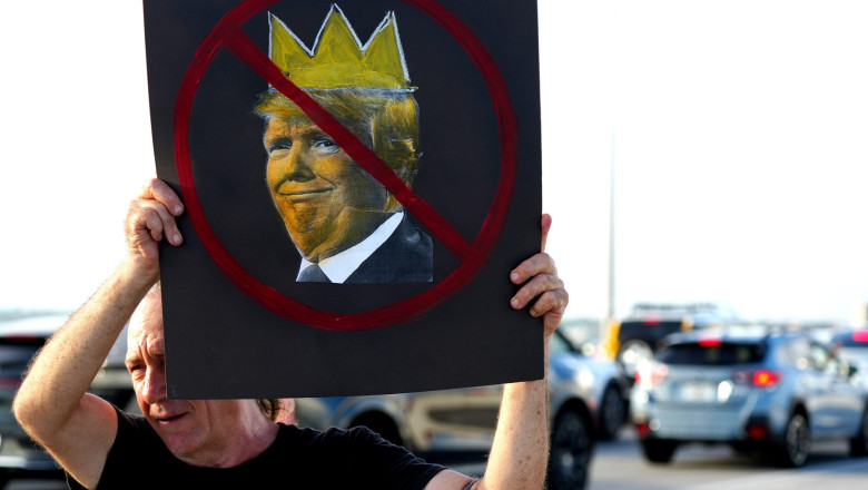 Milioane de americani au participat la protestele „No Kings” impotriva lui Donald Trump. Gaze lacrimogene la Los Angeles Imagine