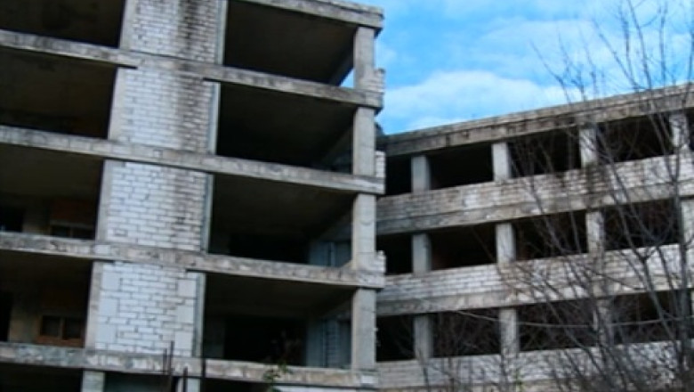 Milioane de euro cheltuite pentru studii. Zeci de proiecte pentru spitale au fost incepute si abandonate Imagine