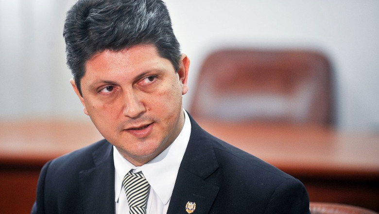 Ministerul Afacerilor Externe a refuzat deschiderea de noi sectii de votare in Italia Imagine