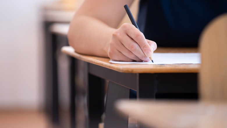 Ministerul Educatiei: 26 de candidati inscrisi la concursul de titularizare au fost eliminati pentru frauda Imagine
