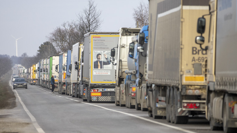 Ministerul Finantelor propune cresterea subventiei la acciza pentru combustibil pentru transportatori si distribuitori Imagine