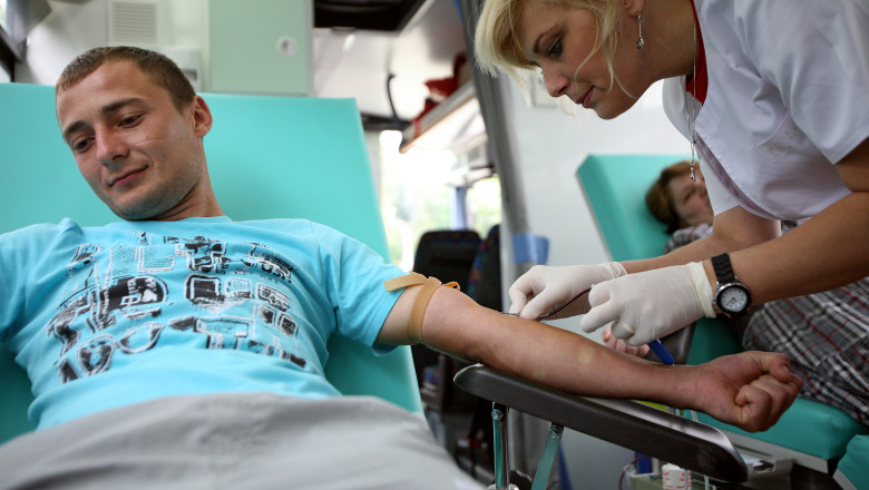 Ministerul Sanatatii invita donatorii de sange la Institutul de Hematologie Imagine