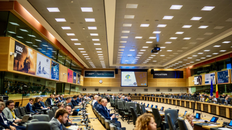 Ministrii apararii din NATO, discutii la Bruxelles despre apararea si descurajarea pe Flancul Estic, respectiv sprijinul pentru Ucraina Imagine