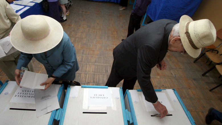 Ministrii vor bani mai multi pentru an electoral. Pomenile electorale, o practica a tuturor guvernelor Imagine